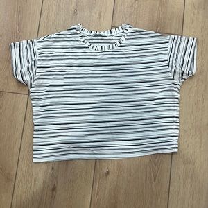 Lululemon crop tee